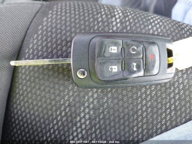 Chevrolet Sonic Ls Auto 2015 1G1JA5SHXF4140388 Image 11