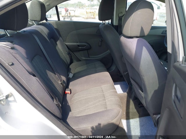 Chevrolet Sonic Ls Auto 2015 1G1JA5SHXF4140388 Image 8