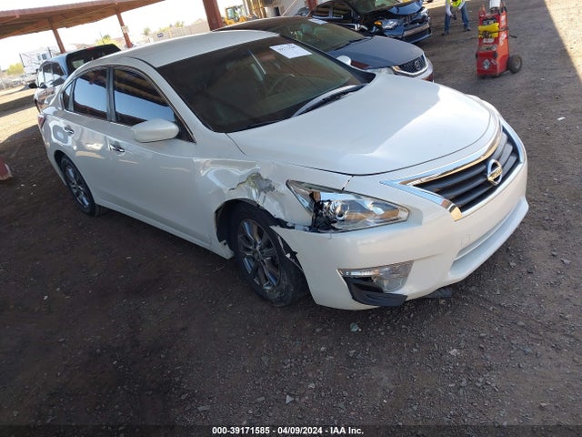 Nissan Altima 2.5 S 2015 1N4AL3APXFC469084 zdjęcie główne