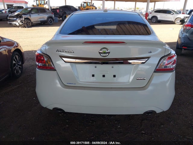 Nissan Altima 2.5 S 2015 1N4AL3APXFC469084 Image 16
