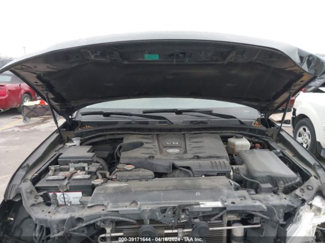 JN8AY2ND4J9058750 Nissan Armada Sl