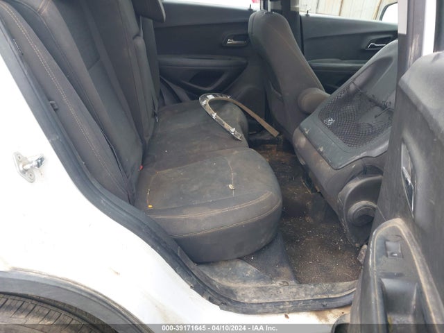 Chevrolet TRAX LS 2018 KL7CJNSBXJB714078 Image 8