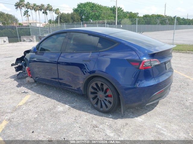 7SAYGDEF5NF521522 Tesla Model Y Performance Dual Motor All-wheel Drive