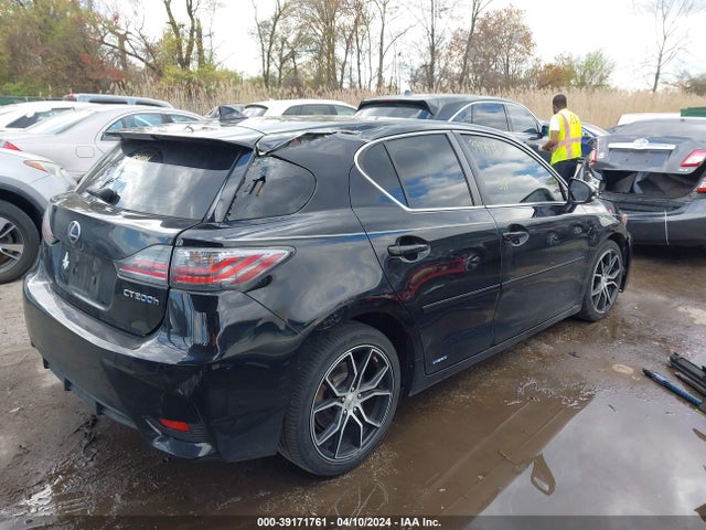 JTHKD5BH3E2191940 Lexus CT 200H