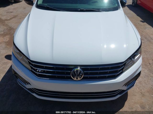 1VWAA7A3XJC014360 Volkswagen Passat 2.0t R-line/2.0t S