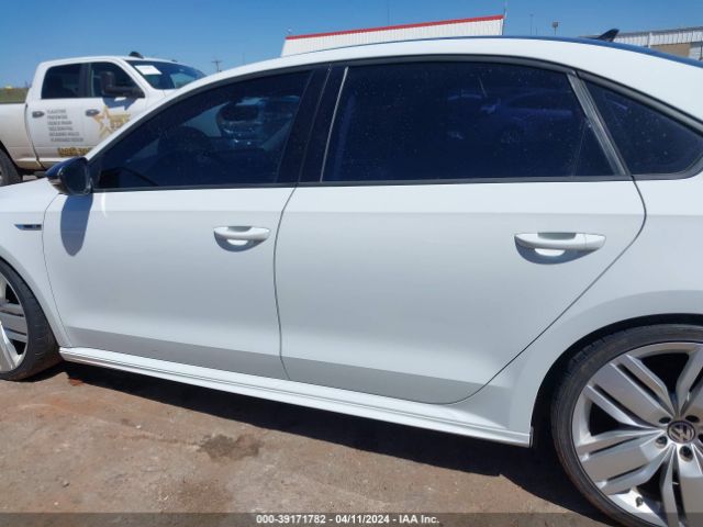 1VWAA7A3XJC014360 Volkswagen Passat 2.0t R-line/2.0t S