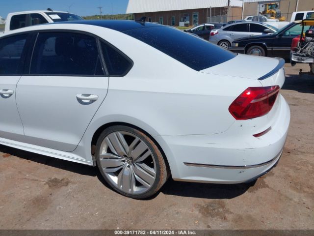 1VWAA7A3XJC014360 Volkswagen Passat 2.0t R-line/2.0t S