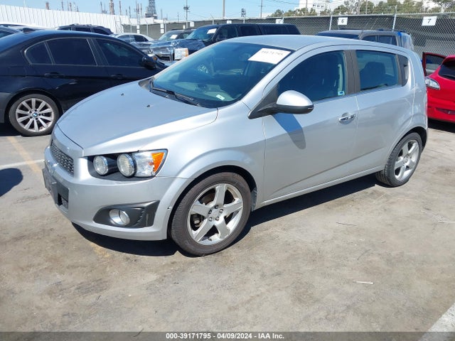 Chevrolet Sonic Ltz Auto 2014 1G1JE6SBXE4219001 Image 2