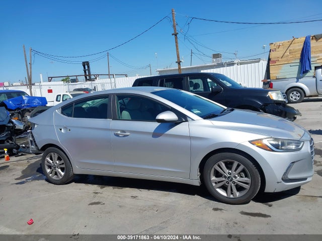 Hyundai ELANTRA SE 2017 5NPD84LF6HH034007 Image 14