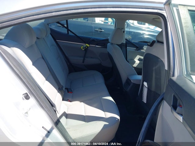 Hyundai ELANTRA SE 2017 5NPD84LF6HH034007 Image 8