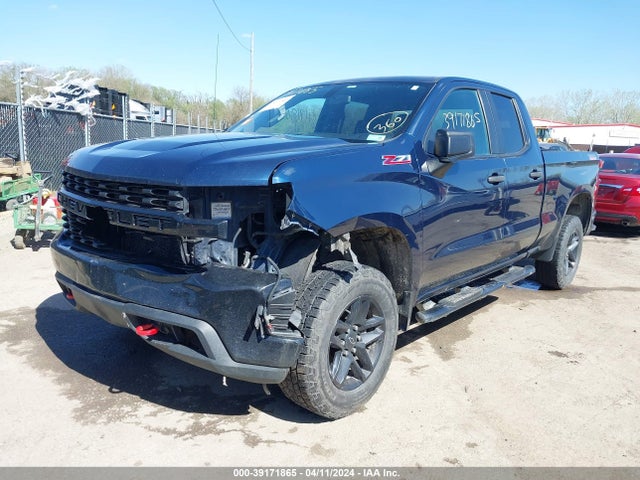 Chevrolet Silverado 1500 Custom Trail Boss 2019 1GCRYCEF9KZ427576 Image 2