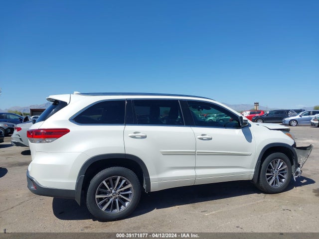 Toyota Highlander Xle 2017 5TDJZRFH9HS515938 Image 13