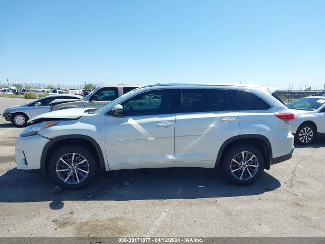Toyota Highlander Xle 2017 5TDJZRFH9HS515938 Image 14