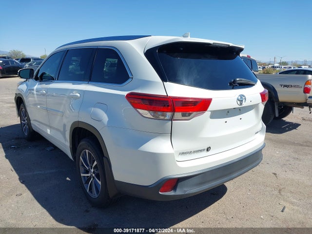 Toyota Highlander Xle 2017 5TDJZRFH9HS515938 Image 3