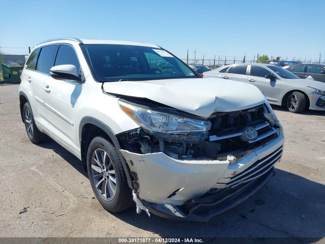 Toyota Highlander Xle 2017 5TDJZRFH9HS515938 Image 6