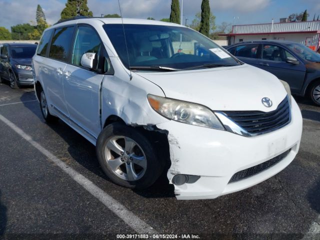Toyota Sienna Le V6 8 Passenger 2014 5TDKK3DC6ES448384 головне зображення