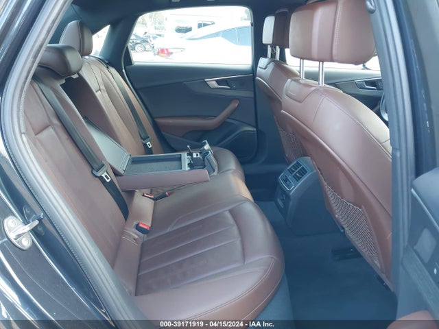 WAUKMAF49JA068125 Audi A4 2.0t Tech Ultra Premium/2.0t Ultra Premium