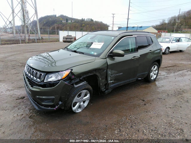 Jeep Compass Latitude 4x4 2019 3C4NJDBBXKT724079 Image 2