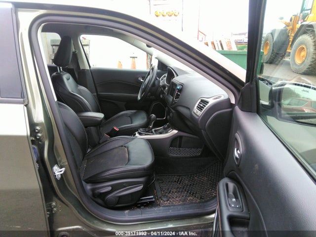 Jeep Compass Latitude 4x4 2019 3C4NJDBBXKT724079 Image 5