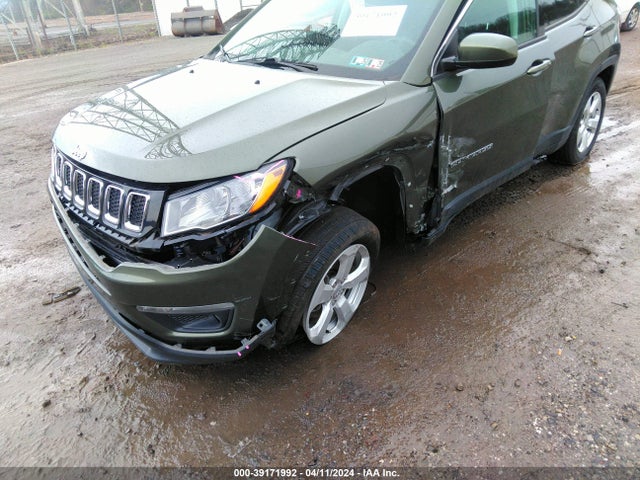 Jeep Compass Latitude 4x4 2019 3C4NJDBBXKT724079 Image 6