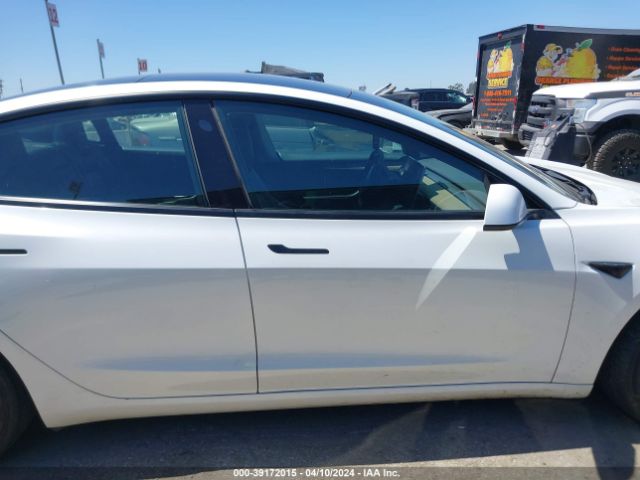5YJ3E1EA2NF155468 Tesla Model 3 Rear-wheel Drive