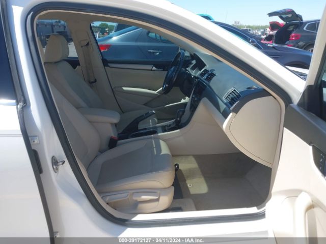 1VWBV7A38FC088800 Volkswagen Passat 2.0l Tdi Se