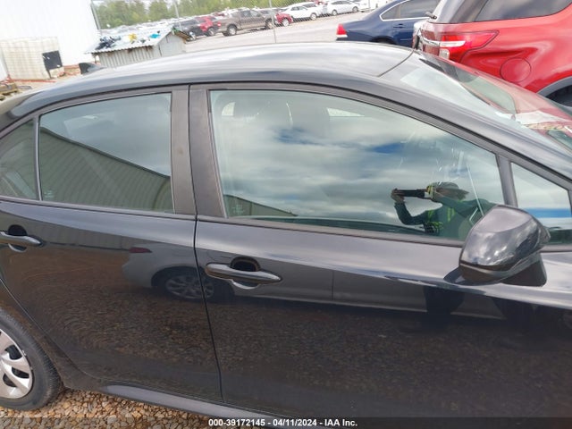 Toyota COROLLA LE 2020 5YFEPRAE0LP071810 Image 13