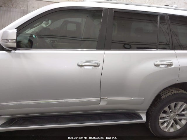 JTJBM7FX8F5111771 Lexus 460