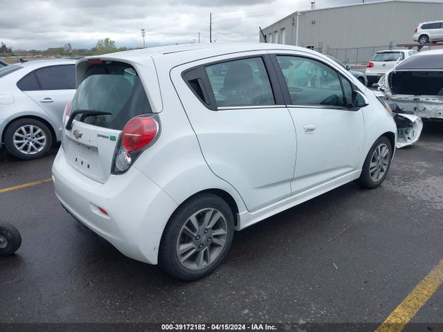 Chevrolet Spark Ev 2lt 2015 KL8CL6S09FC818881 Image 4