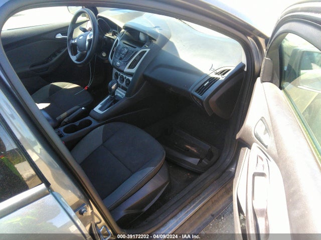Ford FOCUS SE 2014 1FADP3F24EL391429 Image 5