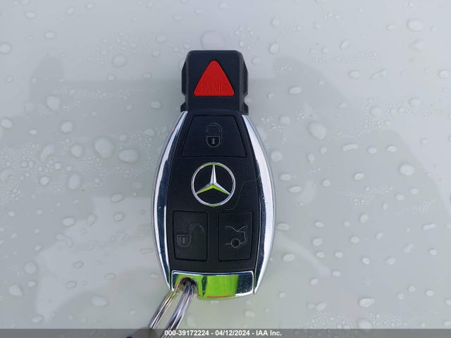 39172224 :رقم المزاد ، WDDSJ4GB9FN186482 vin ، 2015 Mercedes-benz Cla 250 4matic مزاد بيع