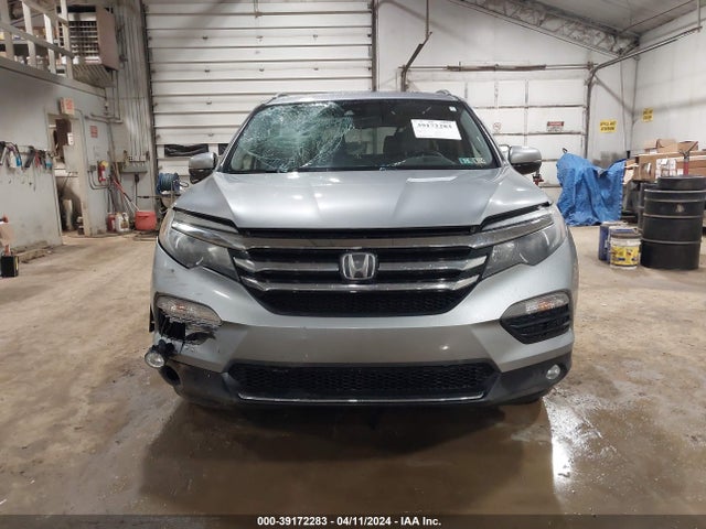 Honda Pilot Touring 2017 5FNYF6H94HB003486 Image 12