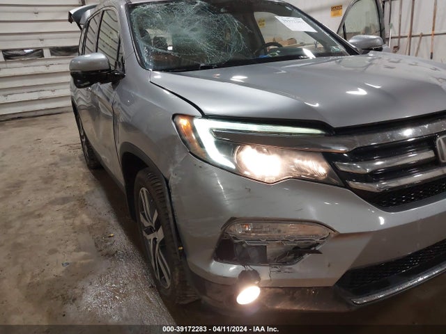 Honda Pilot Touring 2017 5FNYF6H94HB003486 Image 6