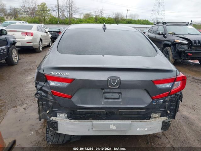 1HGCV3F97JA001276 Honda Accord Hybrid Touring