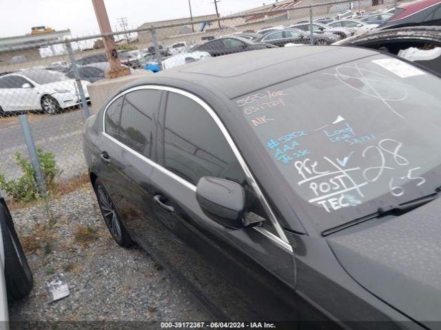 WBA13AG03NCK71385 BMW 530e