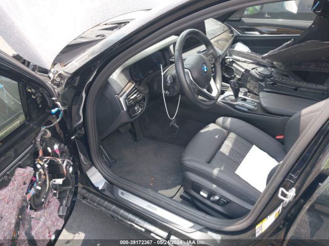 WBA13AG03NCK71385 BMW 530e