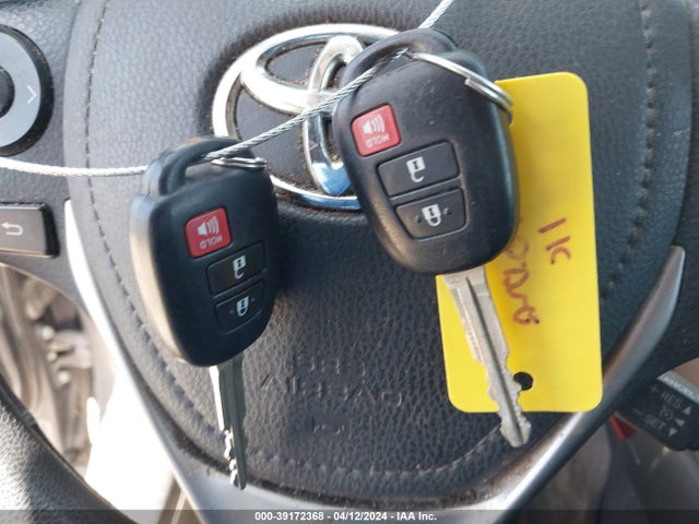 Toyota Rav4 Xle 2015 2T3WFREV6FW202220 Image 11