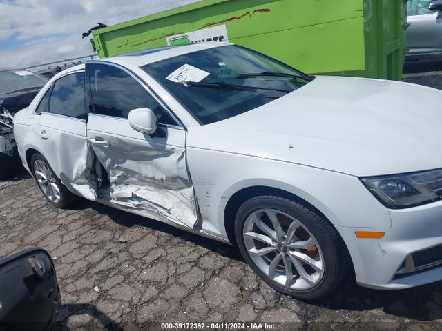 Audi A4 40 Premium/40 Titanium Premium 2019 WAUGMAF49KN001850 Image 13