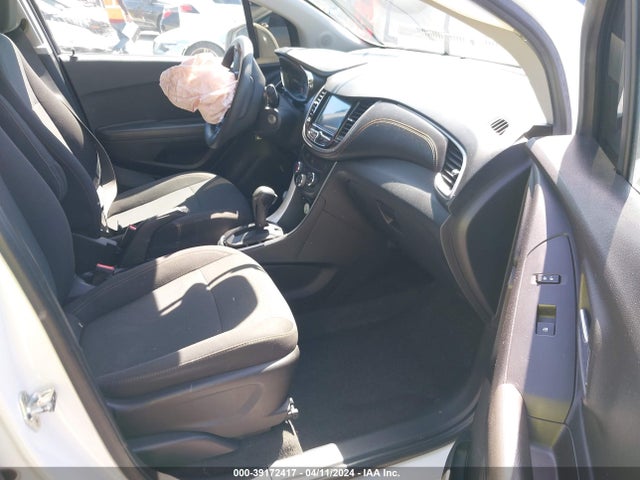 Chevrolet TRAX LS 2017 KL7CJKSBXHB046761 Image 5