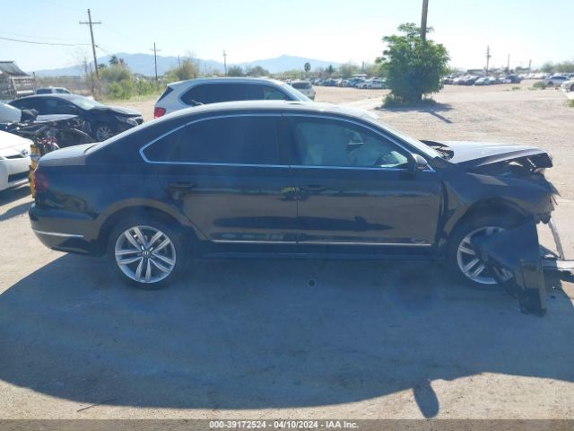 1VWGT7A38HC074801 Volkswagen Passat 1.8t Se