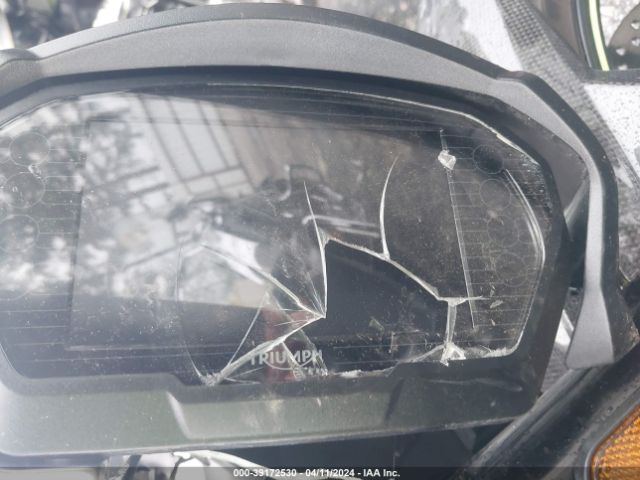 2020 TRIUMPH MOTORCYCLE SPEED TRIPLE SMTN53P4XLJ977812 Photo 6