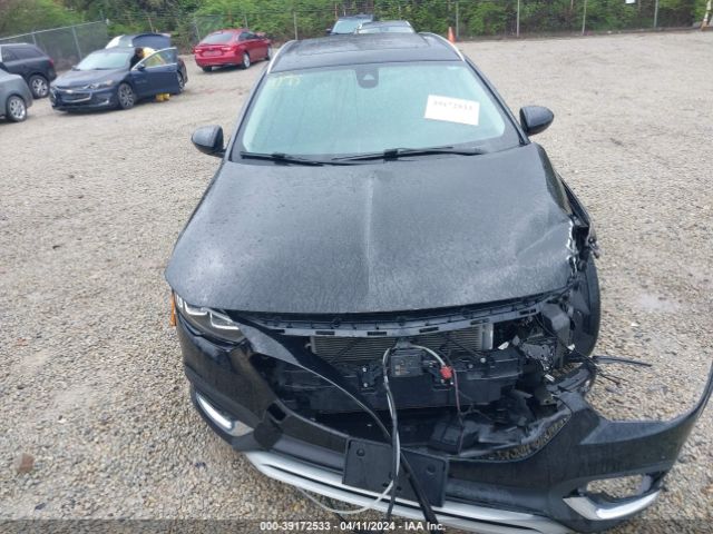W04GV8SX8J1127108 Buick Regal Tourx Essence