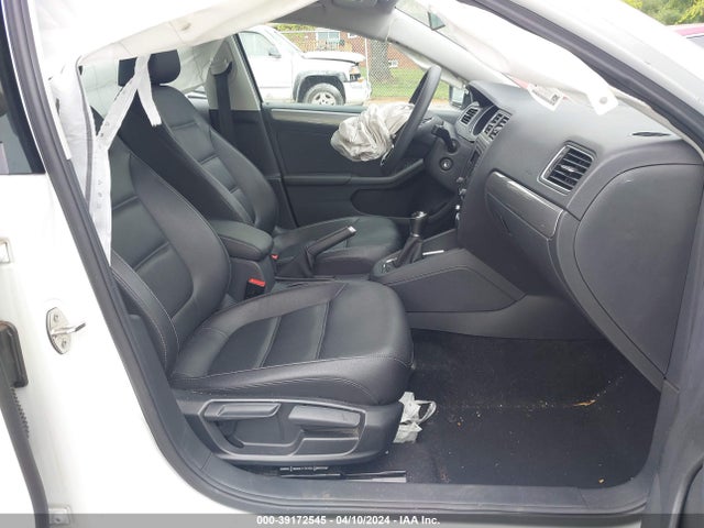 3VWB67AJ1JM203515 Volkswagen Jetta 1.4t Se/1.4t Wolfsburg Edition