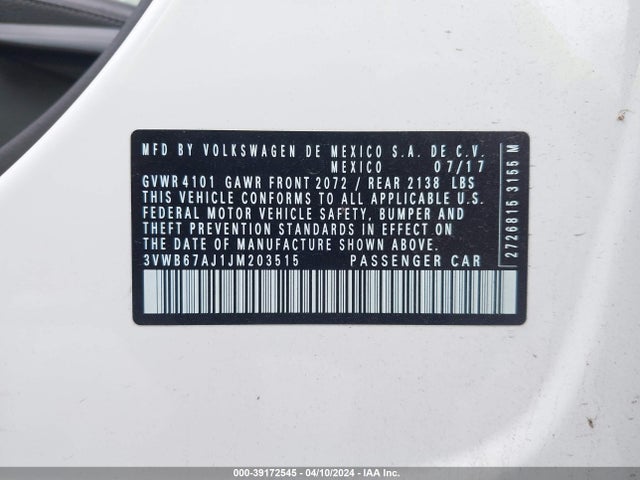 3VWB67AJ1JM203515 Volkswagen Jetta 1.4t Se/1.4t Wolfsburg Edition