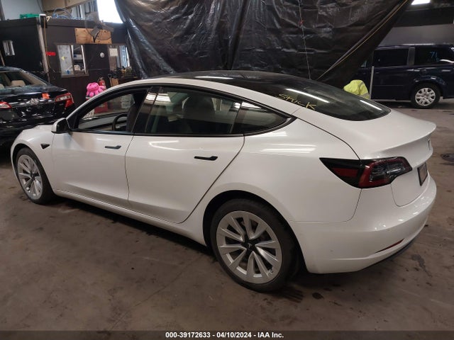 Tesla Model 3 Long Range Dual Motor All-wheel Drive 2022 5YJ3E1EB5NF247666 Image 3