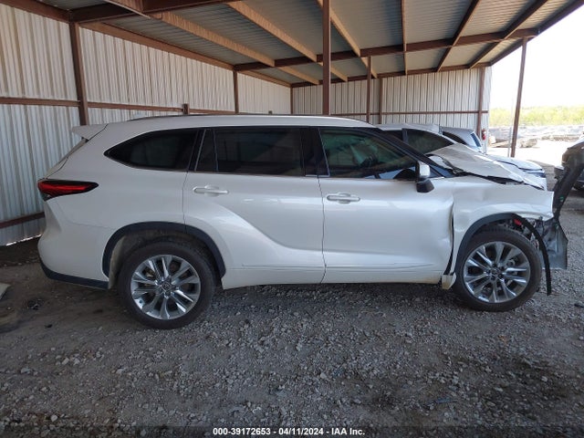 Toyota Highlander Limited 2021 5TDYZRAH5MS057010 Image 14