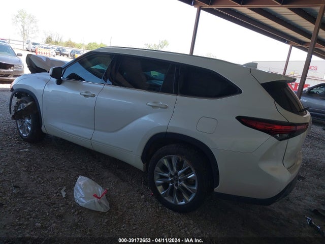 Toyota Highlander Limited 2021 5TDYZRAH5MS057010 Image 3