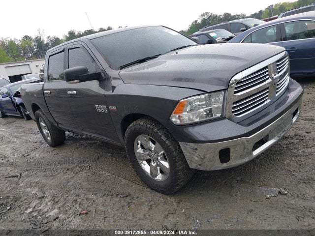 2018 1C6RR6LT7JS274881 main image