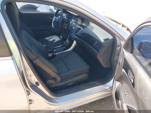 Honda ACCORD LX 2016 1HGCR2F37GA220886 Image 5