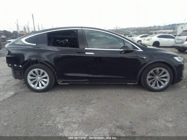 5YJXCAE27JF119981 Tesla Model X 100d/75d/p100d